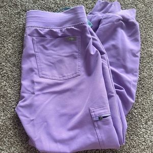 FIGS Zamora Jogger Scrub Pants Lilac Dawn NWT